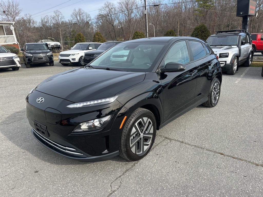 2023 Hyundai Kona Electric SE's photo