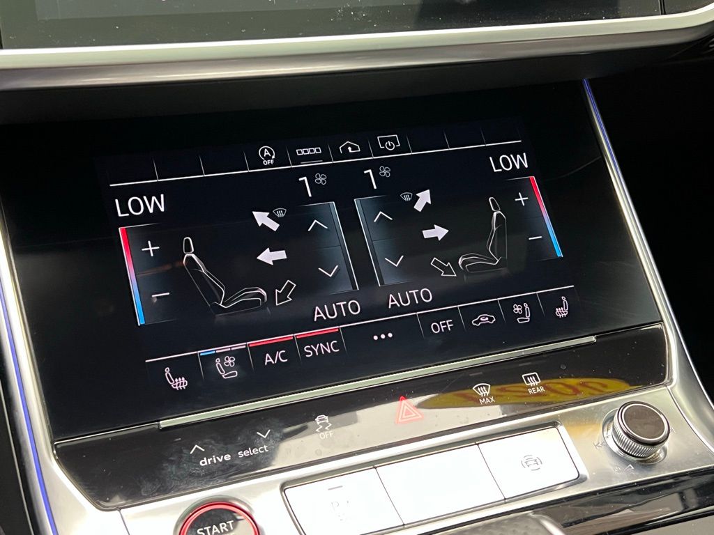 Thumbnail: 2024 Audi RS 6 - 12