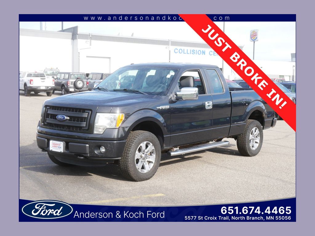 Tuxedo Black Metallic 2013 Ford F-150 Pickup Truck Four-Wheel Drive 6-Speed Automatic