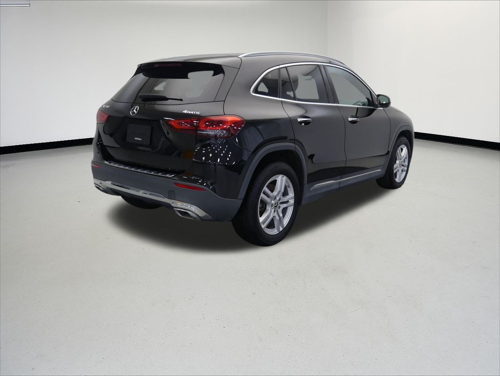 Thumbnail: 2023 Mercedes-Benz GLA - 5
