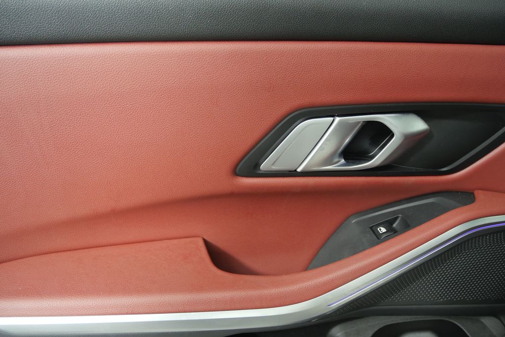 2022 BMW 3 Series 330i 13