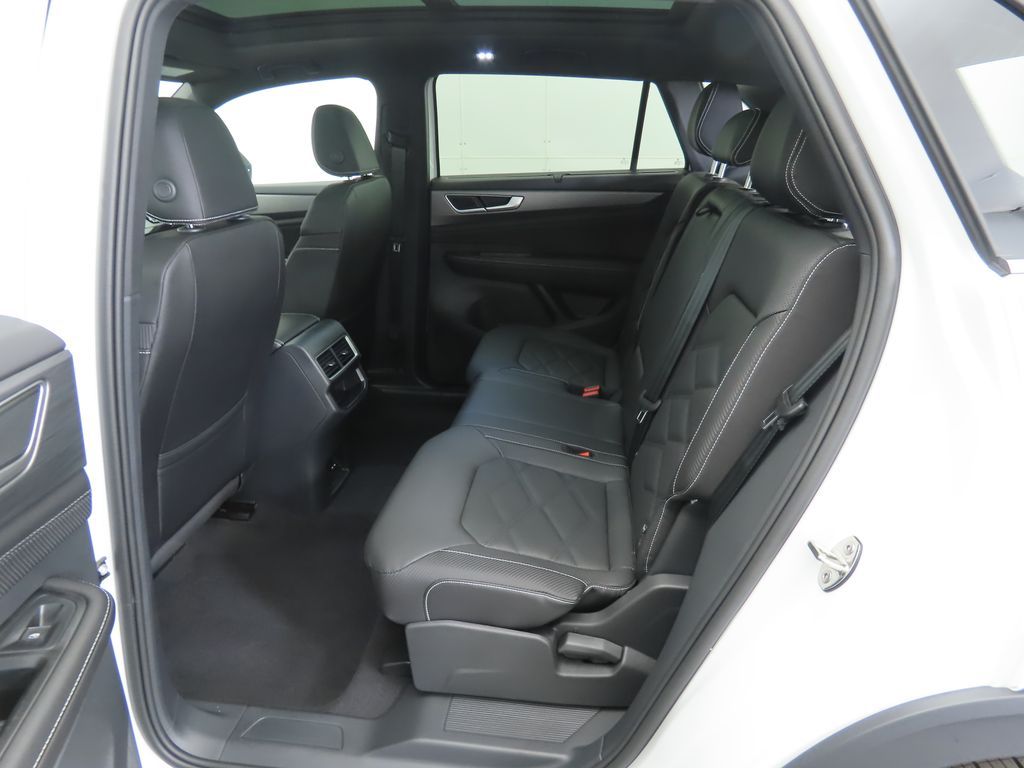 Thumbnail: 2026 Volkswagen Atlas - 21