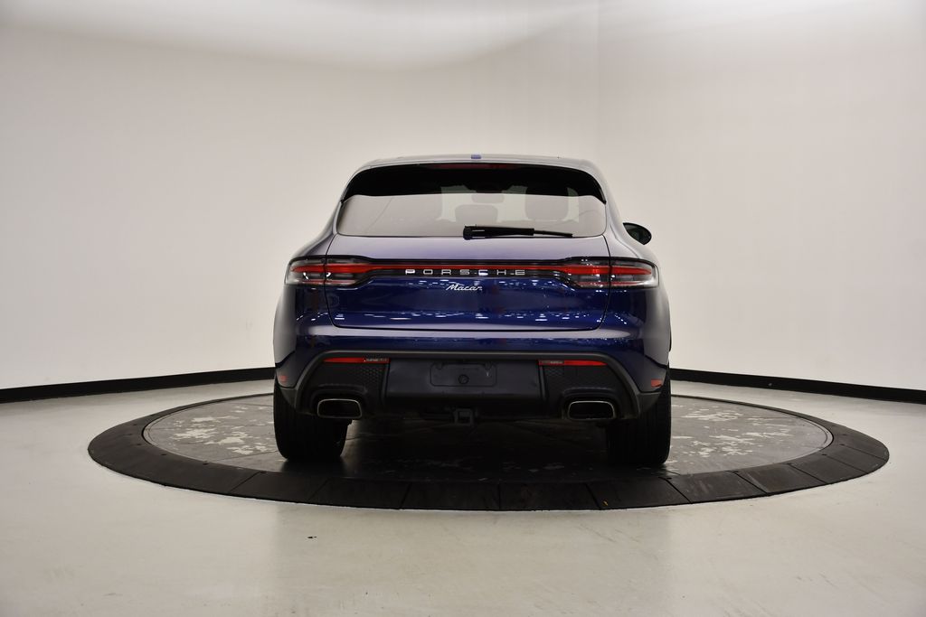 2022 Porsche Macan  4