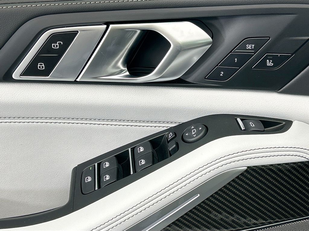 Thumbnail: 2026 BMW X5 - 22