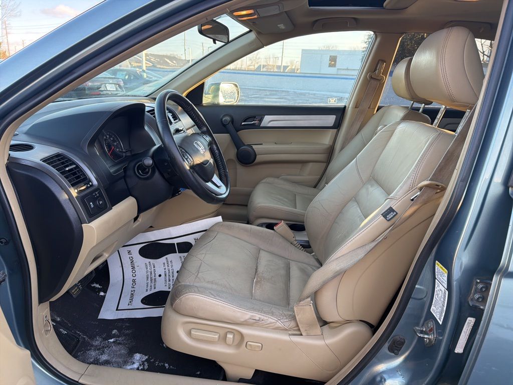 Thumbnail: 2011 Honda CR-V - 17