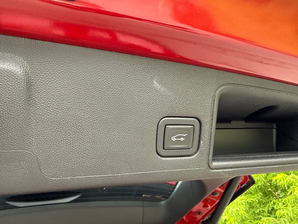Used 2023 Red GMC SLE image 15