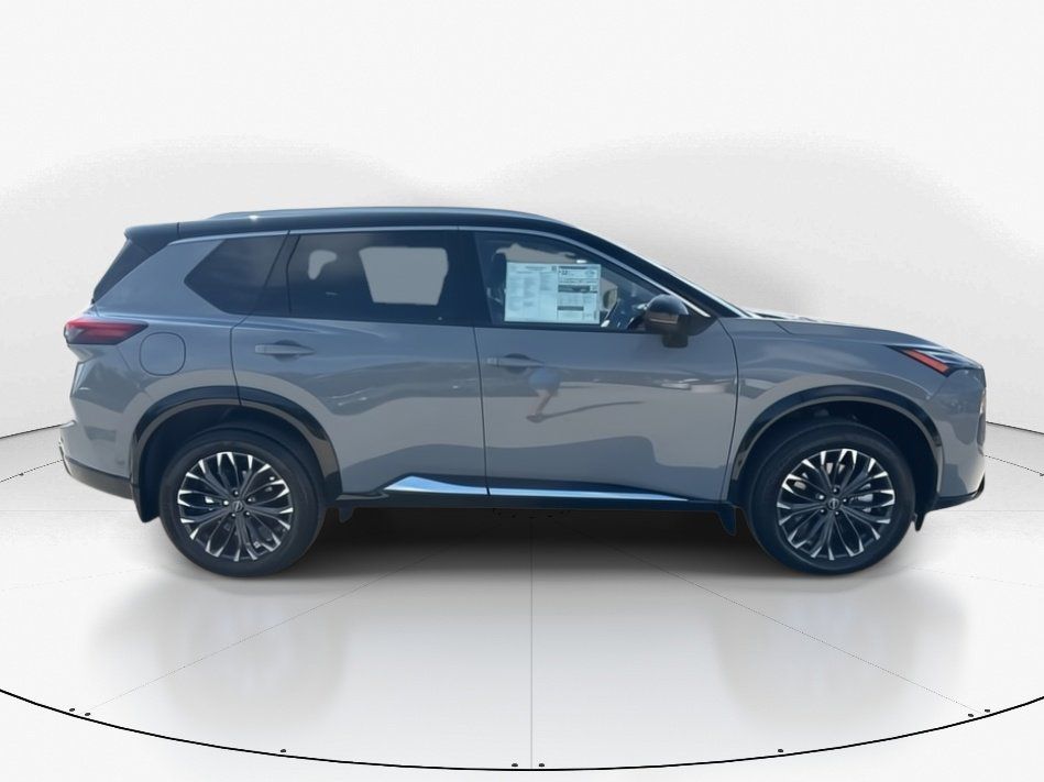 2025 Boulder Gray Pearl/Super Black Nissan Rogue Platinum FWD SUV