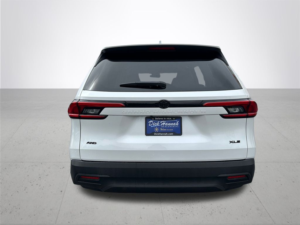 2024 Toyota Grand Highlander XLE