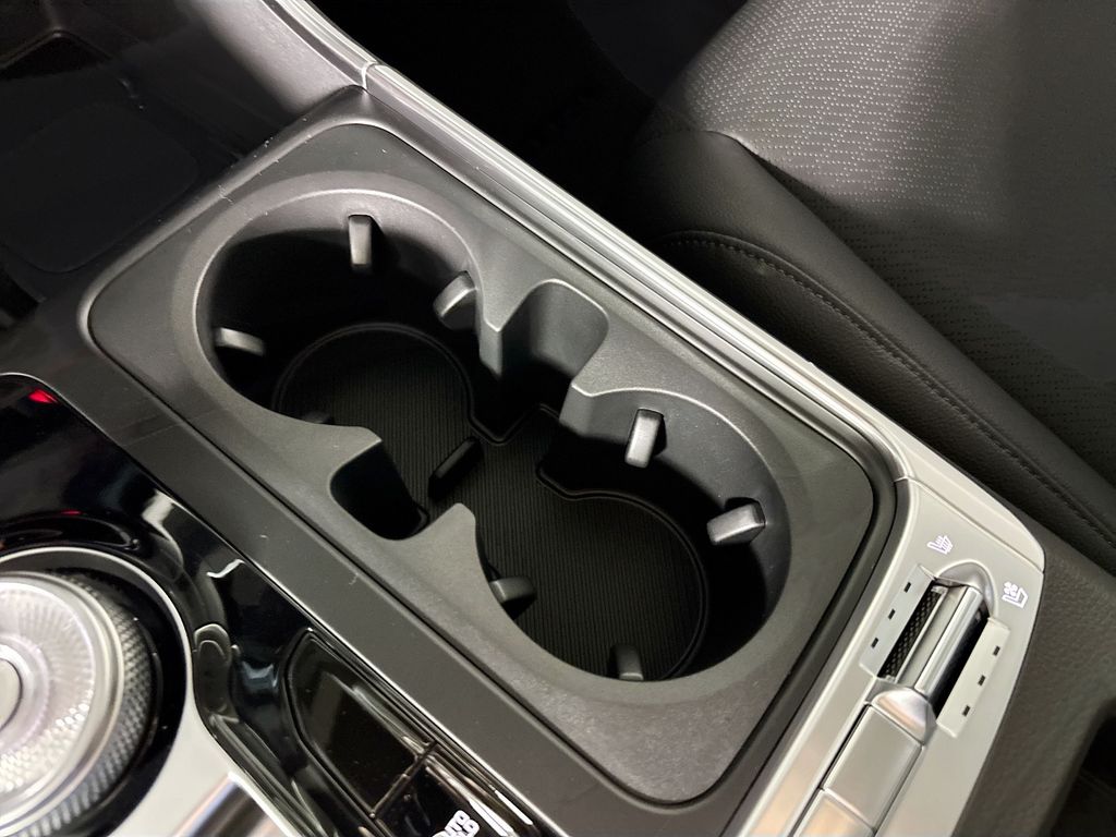 2027 Kia Carnival Hybrid SX Prestige