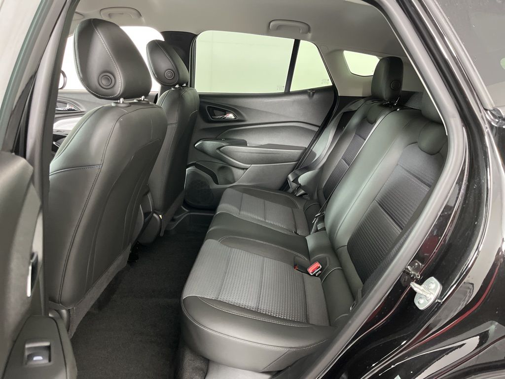 2024 Chevrolet Trax LT 23