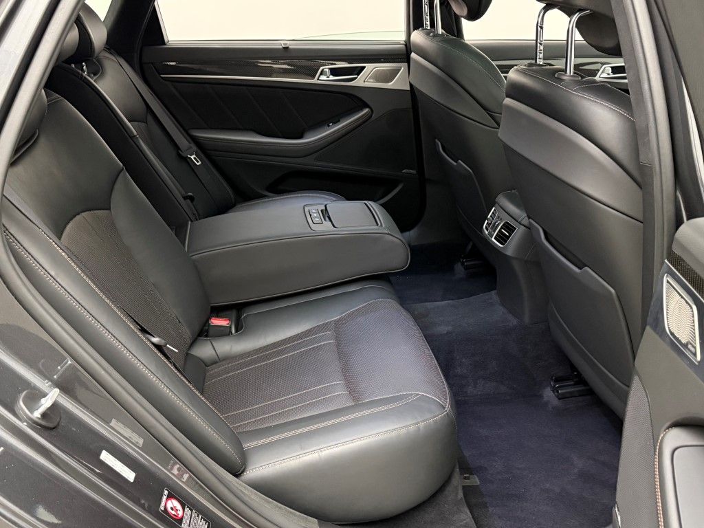 Thumbnail: 2018 Genesis G80 - 22