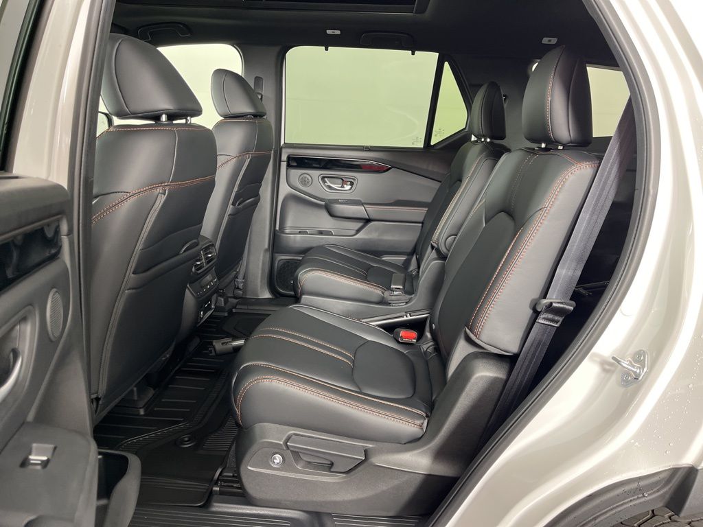 Thumbnail: 2025 Honda Pilot - 25