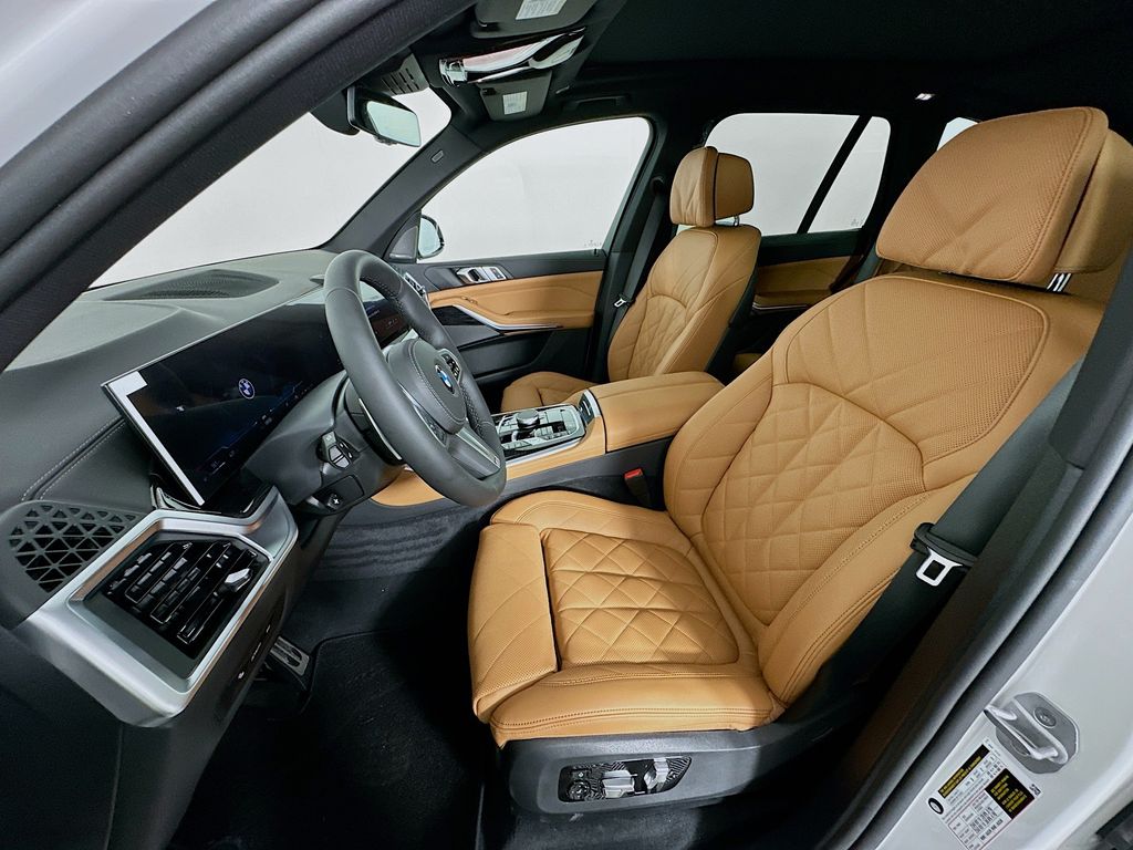 Thumbnail: 2026 BMW X5 - 16