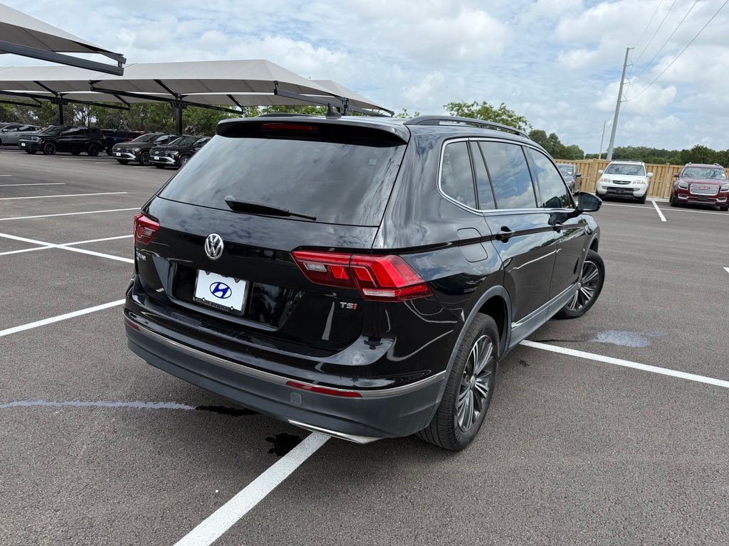 Thumbnail: 2018 Volkswagen Tiguan - 5