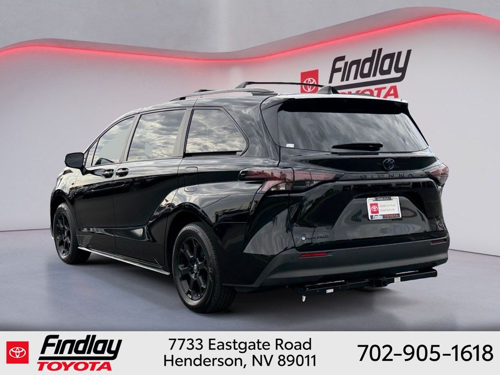 Used 2025 Toyota Sienna Van