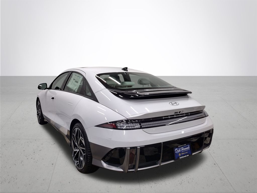 2025 Hyundai IONIQ 6 Limited