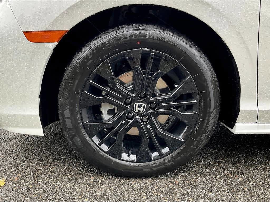 2026 Honda Odyssey — photo 8