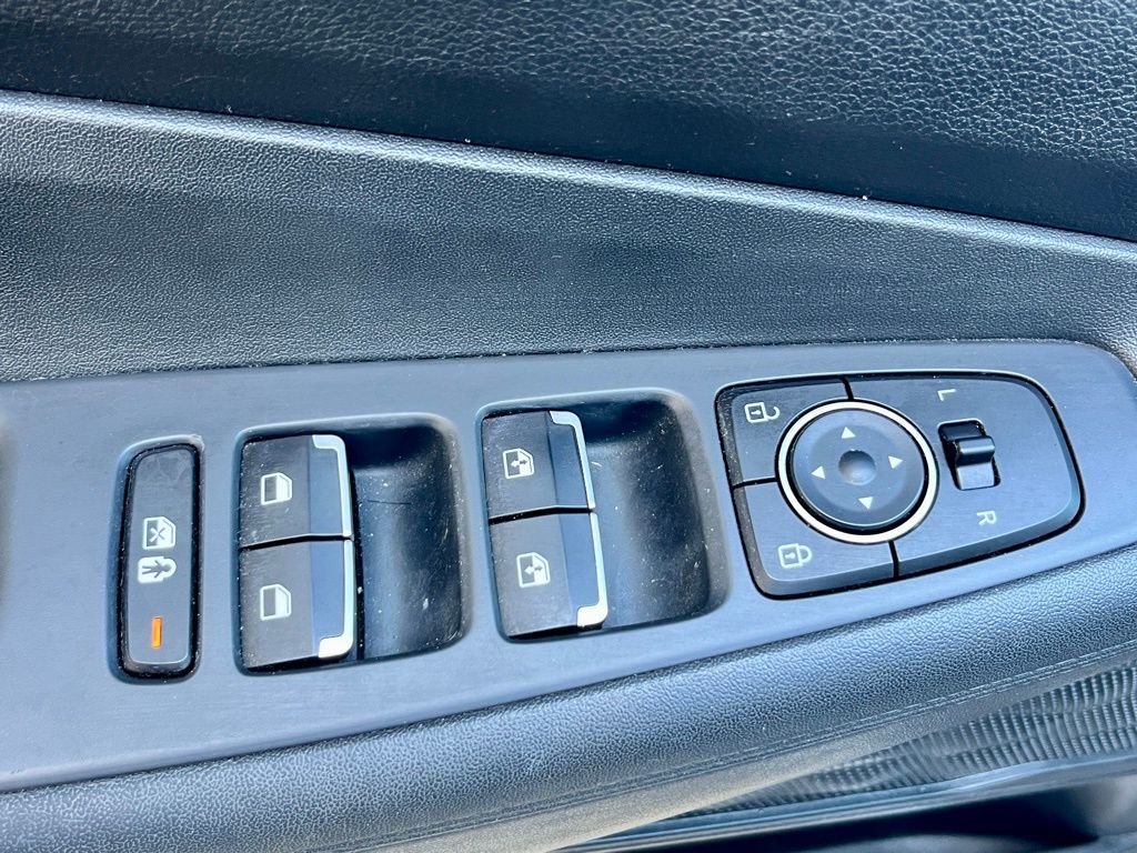 2023 Hyundai Santa Fe XRT 7