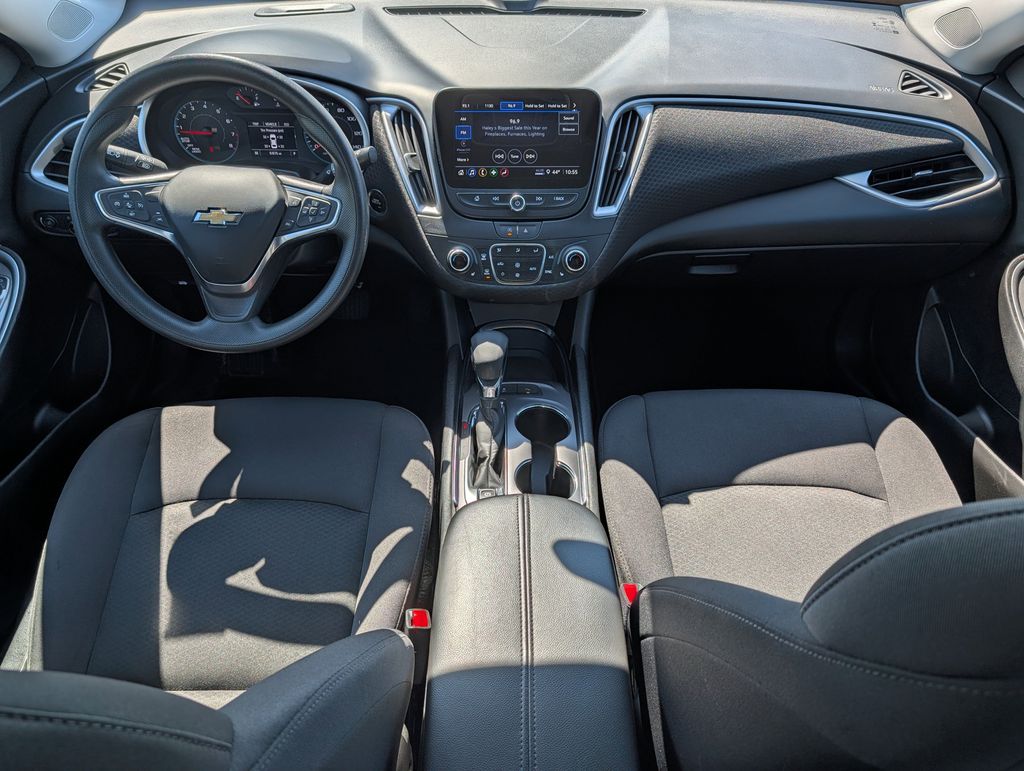 2024 Summit White Chevrolet Malibu LT FWD Sedan