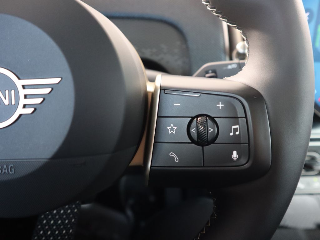 Thumbnail: 2025 MINI Cooper Countryman - 12