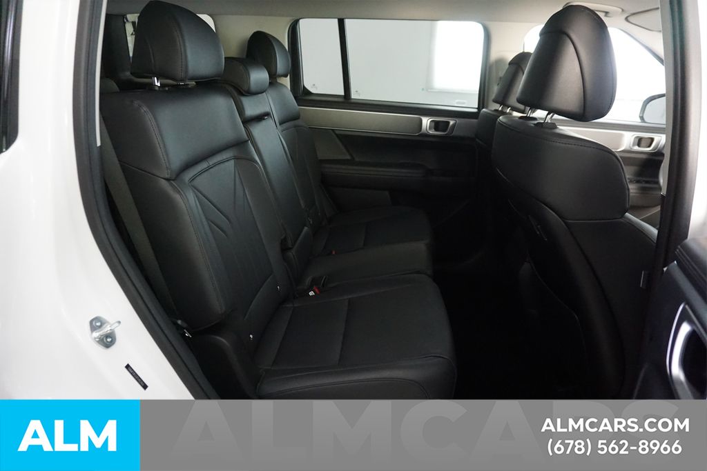 Used 2026 White Hyundai SEL image 21