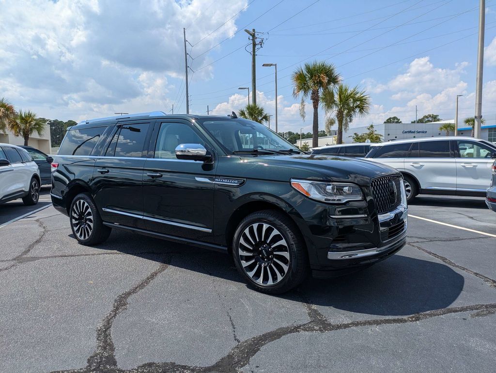 2024 Lincoln Navigator Black Label L