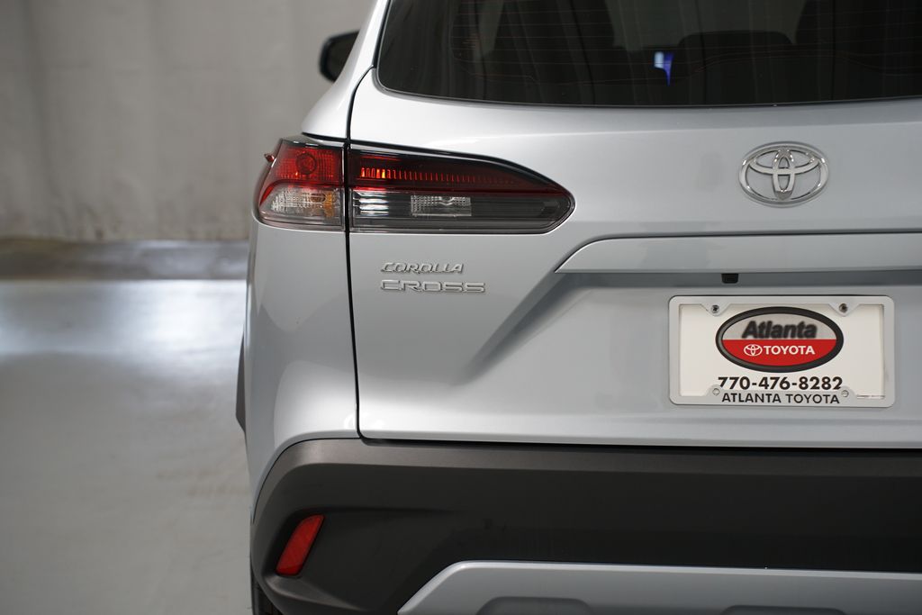 Thumbnail: 2026 Toyota Corolla Cross - 10