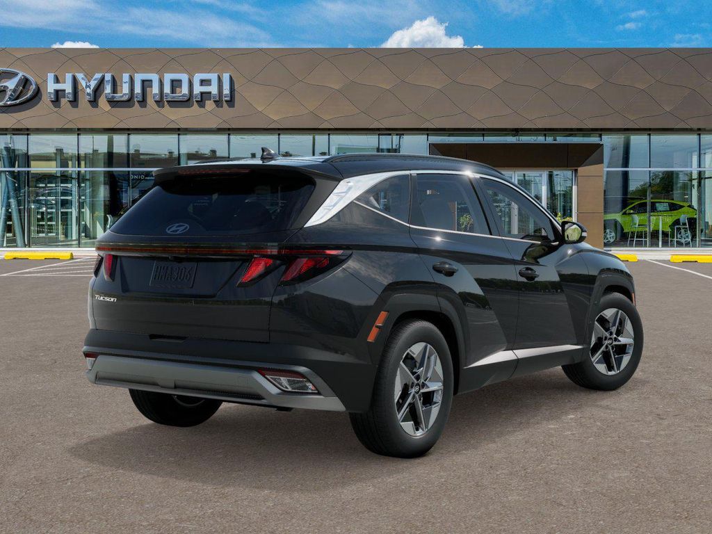 Thumbnail: 2026 Hyundai Tucson - 4
