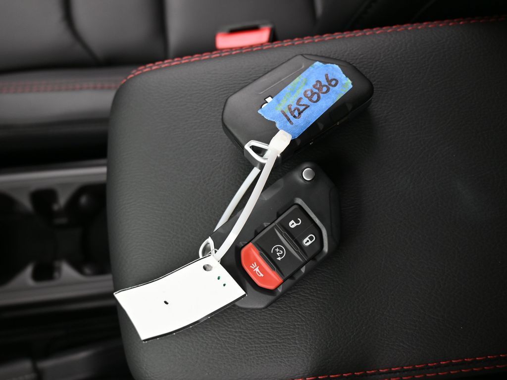 New 2026 Reign Jeep Rubicon image 17