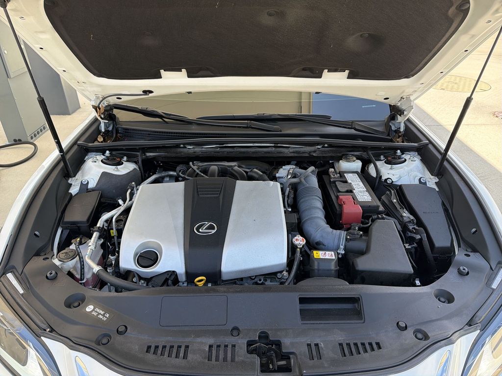 Thumbnail: 2023 Lexus ES - 14