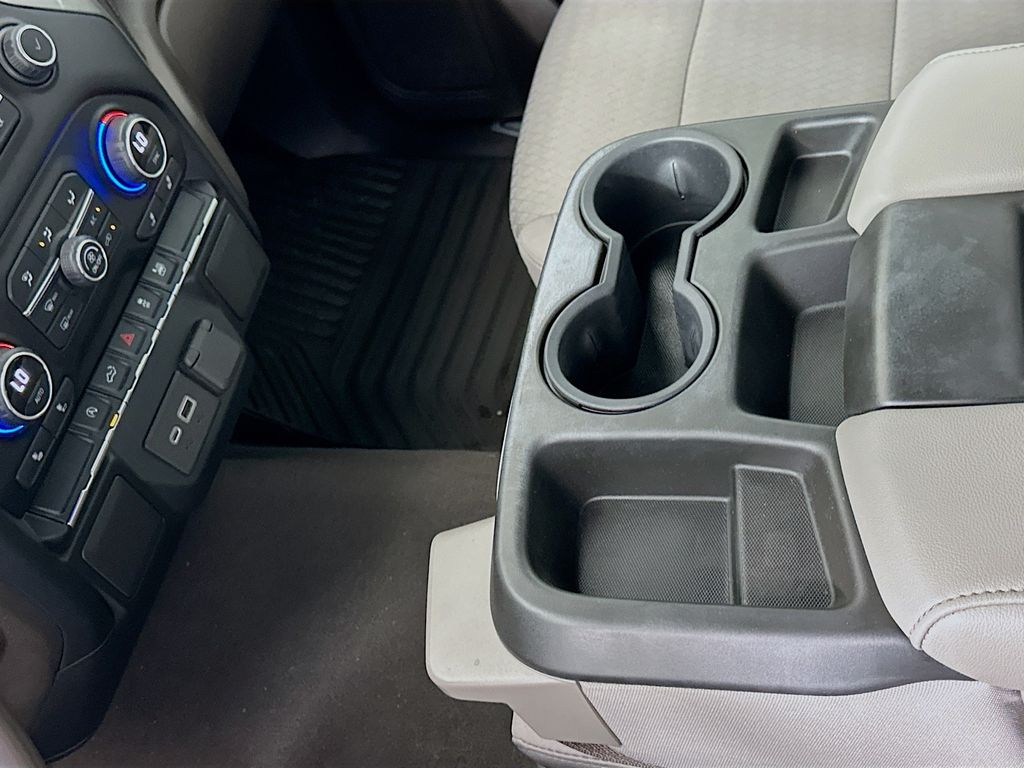 Thumbnail: 2021 Chevrolet Silverado 1500 - 16