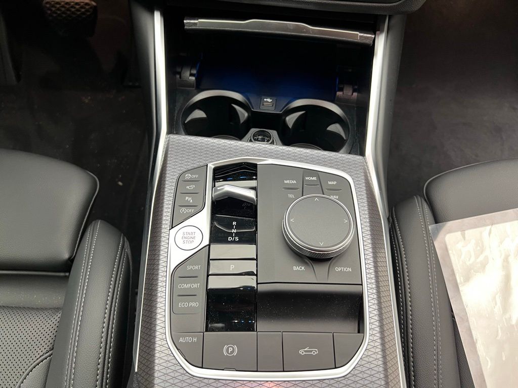 Thumbnail: 2026 BMW 4 Series - 17