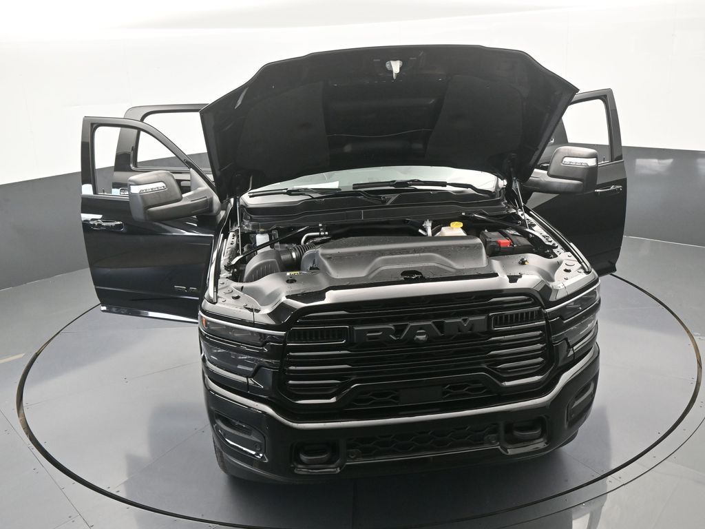 New 2026 Diamond Black Crystal Pearlcoat Ram Laramie image 69
