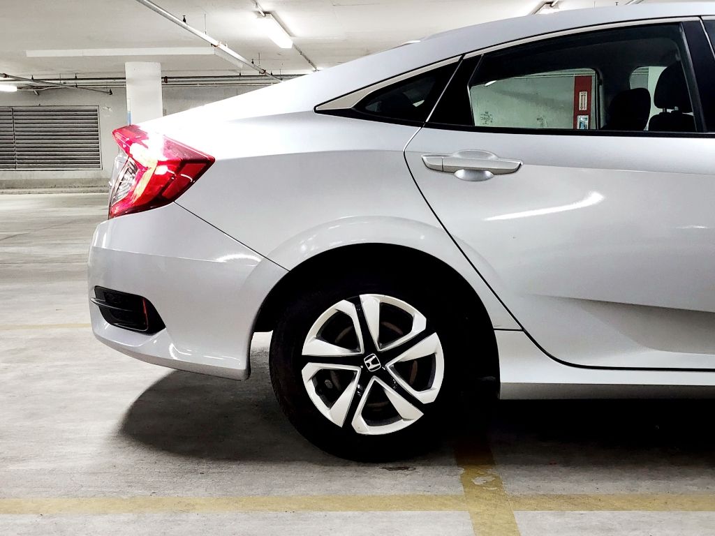 2017 Honda Civic LX 19