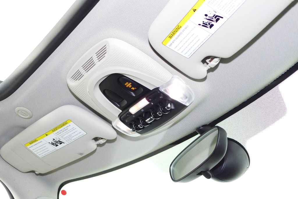 Thumbnail: 2015 MINI Cooper - 18