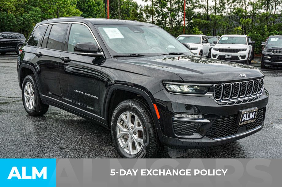 Used 2023 Black Jeep Limited image 4