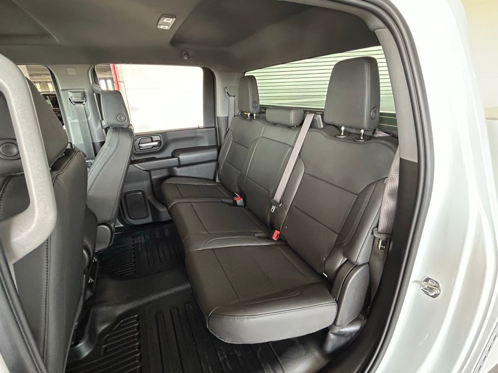 New 2026 Summit White Chevrolet Work Truck image 28