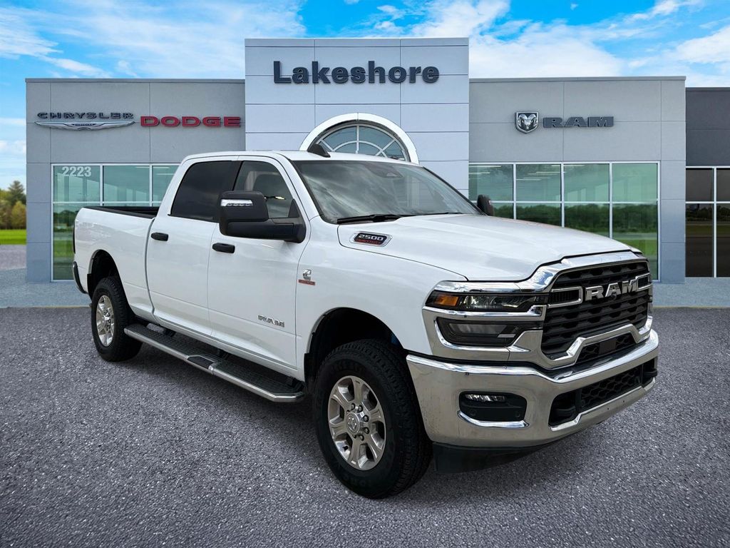 Bright White Clearcoat 2025 RAM 2500 Pickup Truck Four-Wheel Drive 8-Speed Automatic