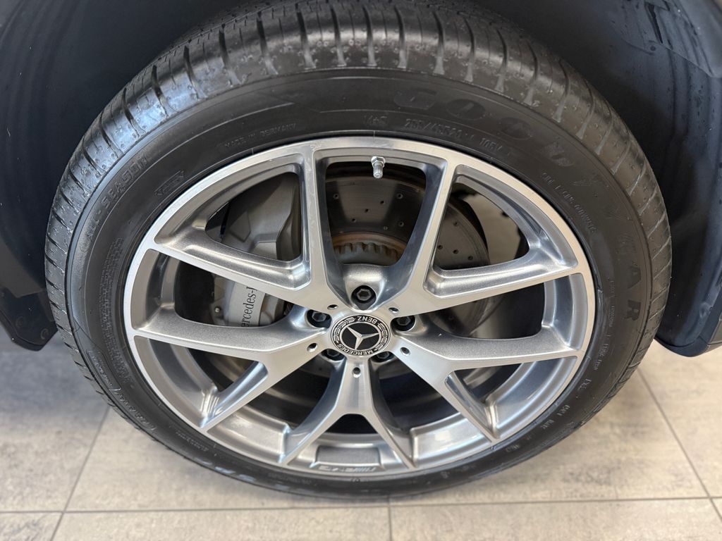 Thumbnail: 2022 Mercedes-Benz GLC - 12