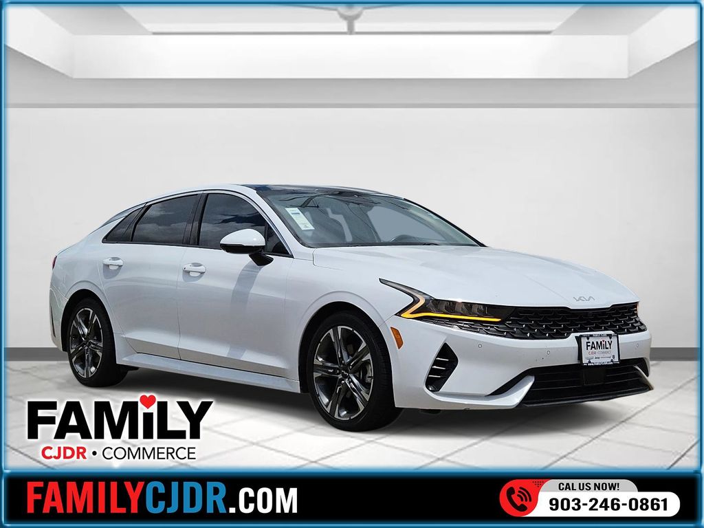 2022 Kia K5 EX FWD