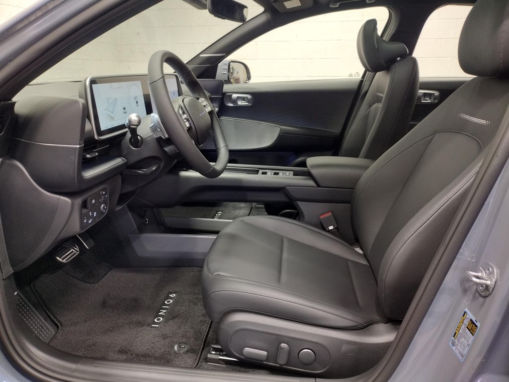 2025 Hyundai IONIQ 6 Limited