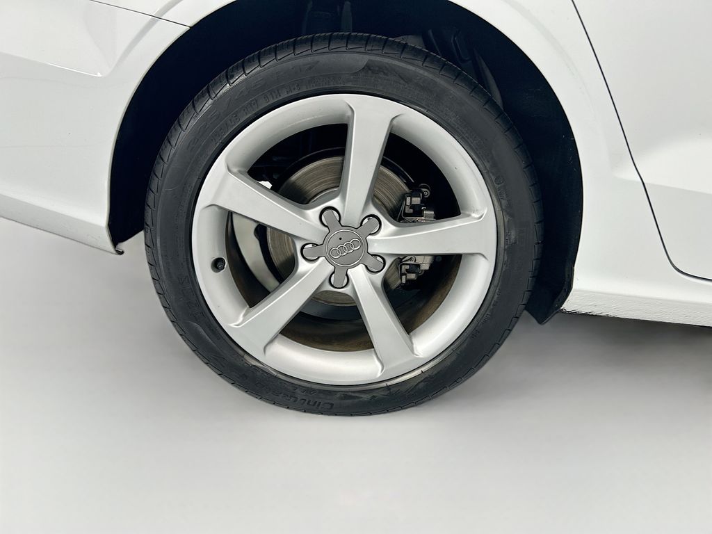 Thumbnail: 2015 Audi A3 - 30