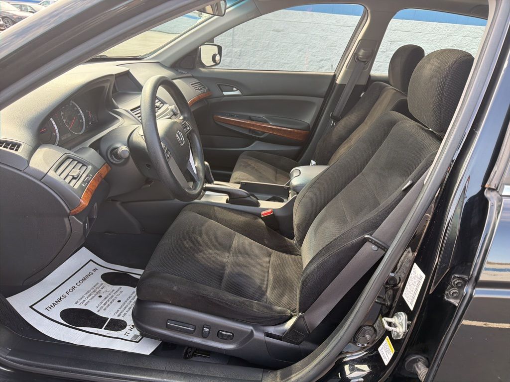 Thumbnail: 2012 Honda Accord - 17