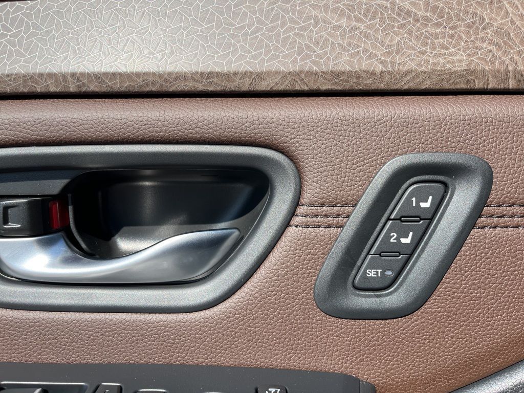 Thumbnail: 2026 Honda Pilot - 6