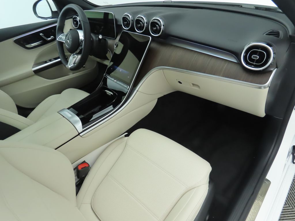 Thumbnail: 2025 Mercedes-Benz C-Class - 18