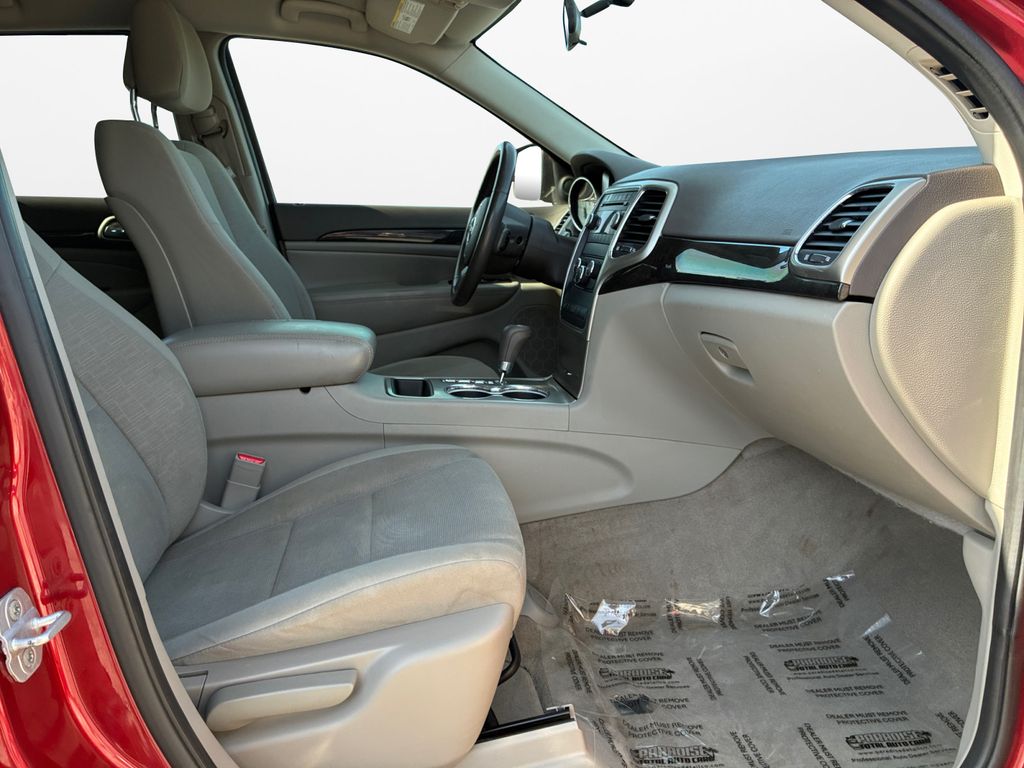 Used Car 2011 Jeep Grand Cherokee  Laredo For Sale Under $10,000 In Austin, Texas