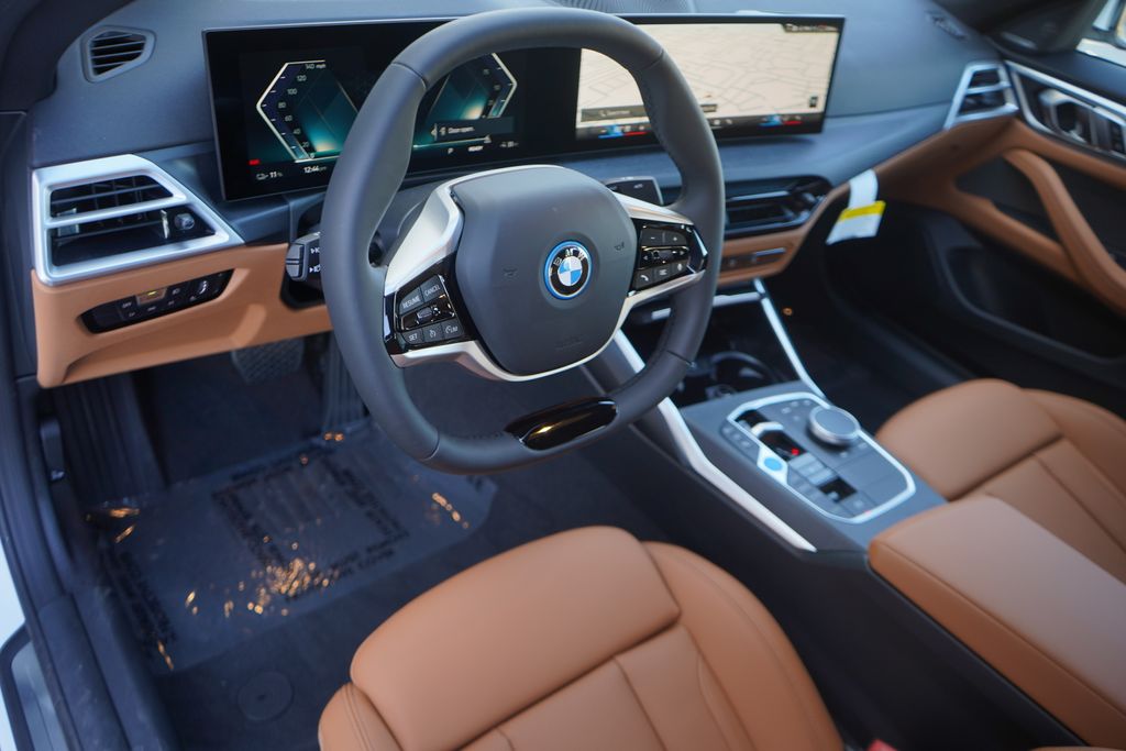 2025 BMW i4 eDrive40 12