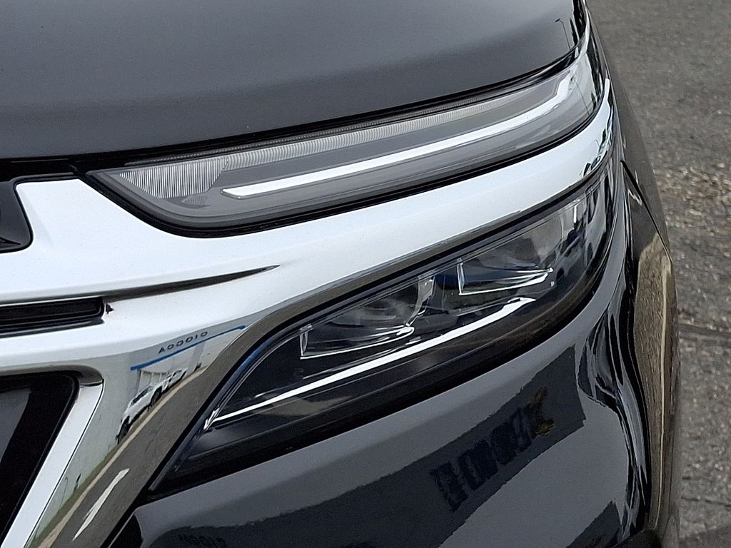used 2023 Chevrolet Equinox car, priced at $26,213