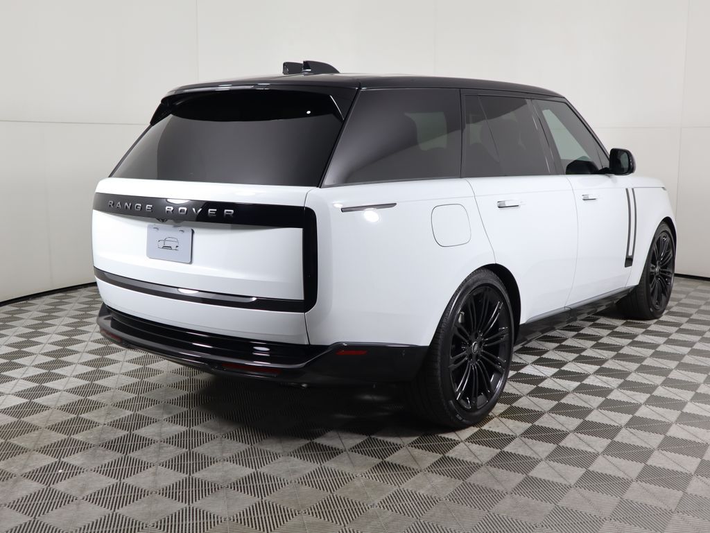 Thumbnail: 2025 Land Rover Range Rover - 5