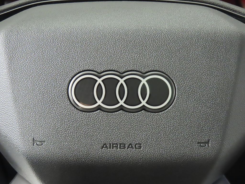 Thumbnail: 2025 Audi Q5 - 17